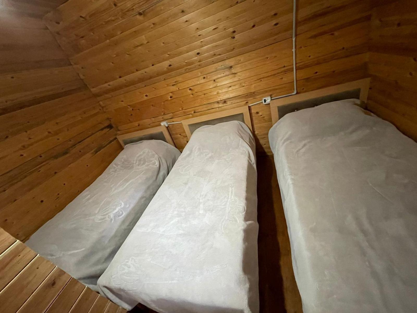 Bujtina Zemra Tradites Pensjonat Theth